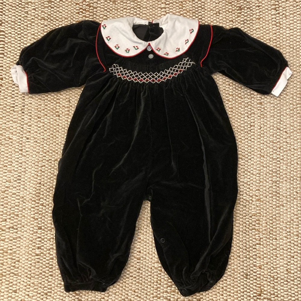 VTG Black Cotton Velveteen Girls Christmas Holiday Jumper Jumpsuit Size 18 mo